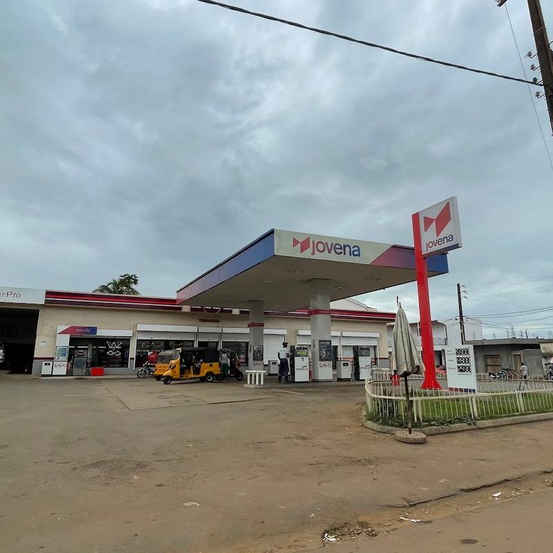 Station-service Jovena Ambodimanga Parcage Ambilobe — Station-service