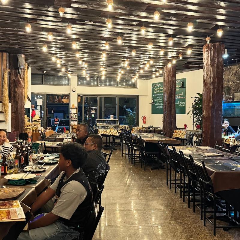 Valahara Café Antsirabe — Restaurant