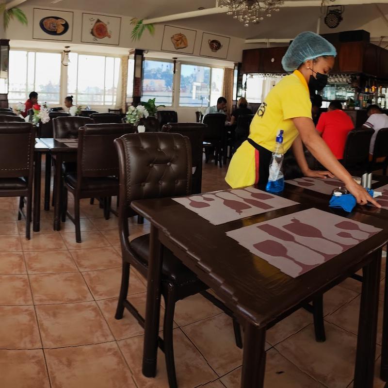 Little India Ankazomanga — Restaurant