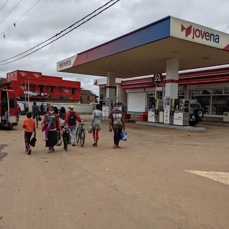 Jovena Soavadia - Ambohimena ANTSIRABE — Station-service