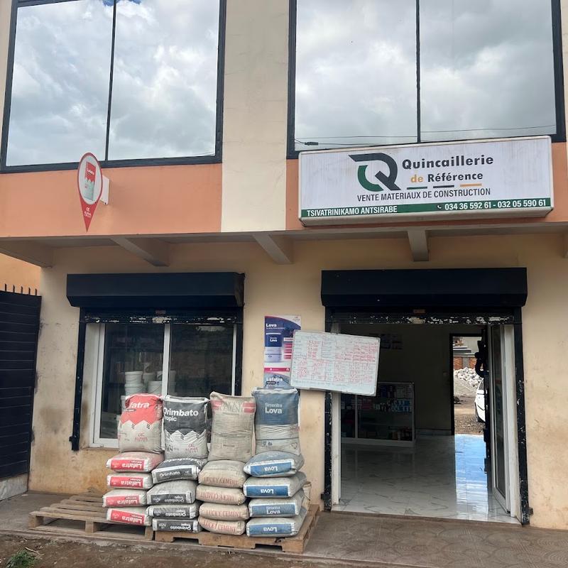 Quincaillerie de Référence Tsivatrinikamo Antsirabe — Boutique