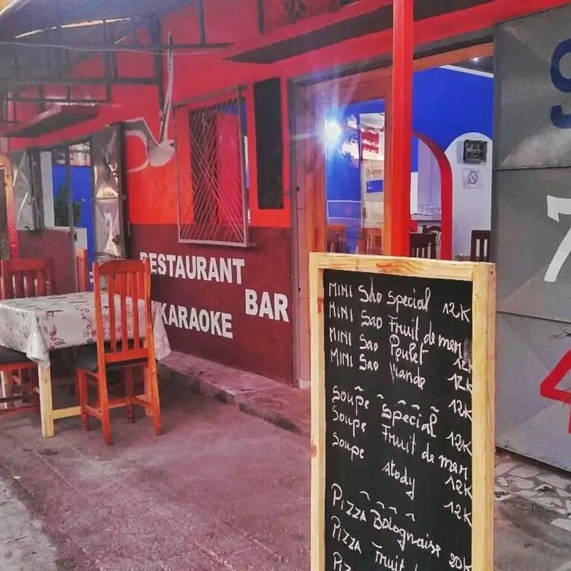 RESTO-BAR KARAOKE 974 — Loisirs
