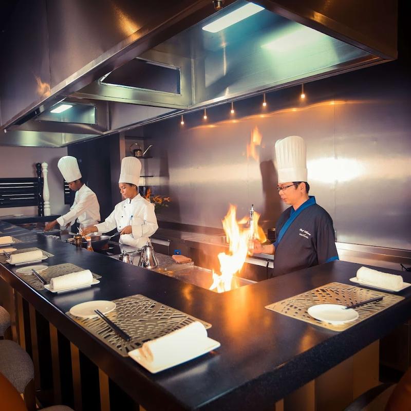 Le Teppanyaki — Restaurant
