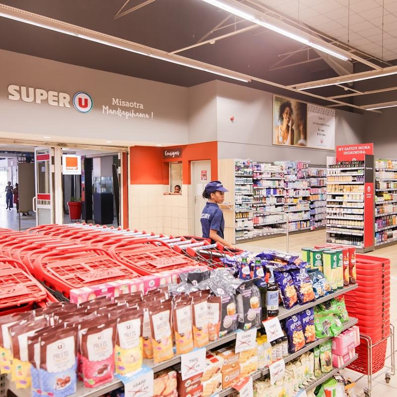 Super U Mahajanga — Boutique